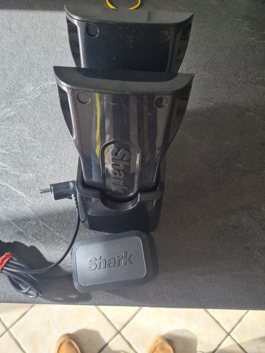 Genuine shark twin battery - genuine,